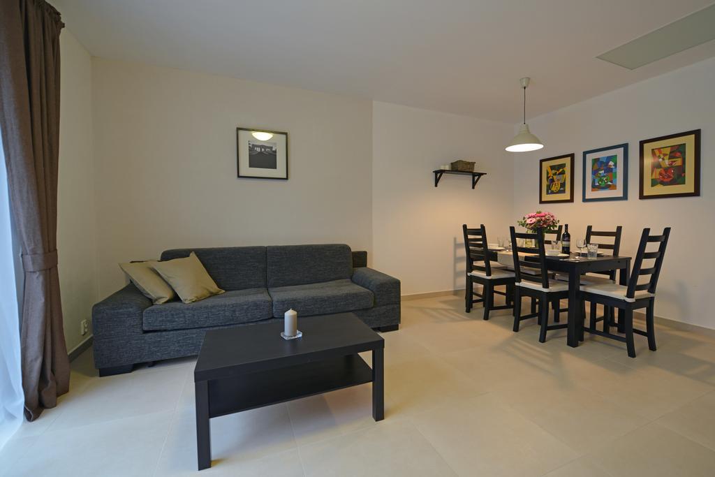 Apartmany Belveder Hlohovec Exterior foto