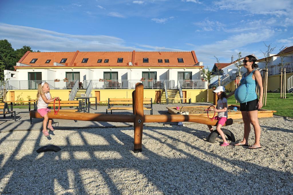 Apartmany Belveder Hlohovec Exterior foto