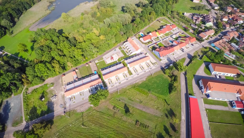 Apartmany Belveder Hlohovec Exterior foto
