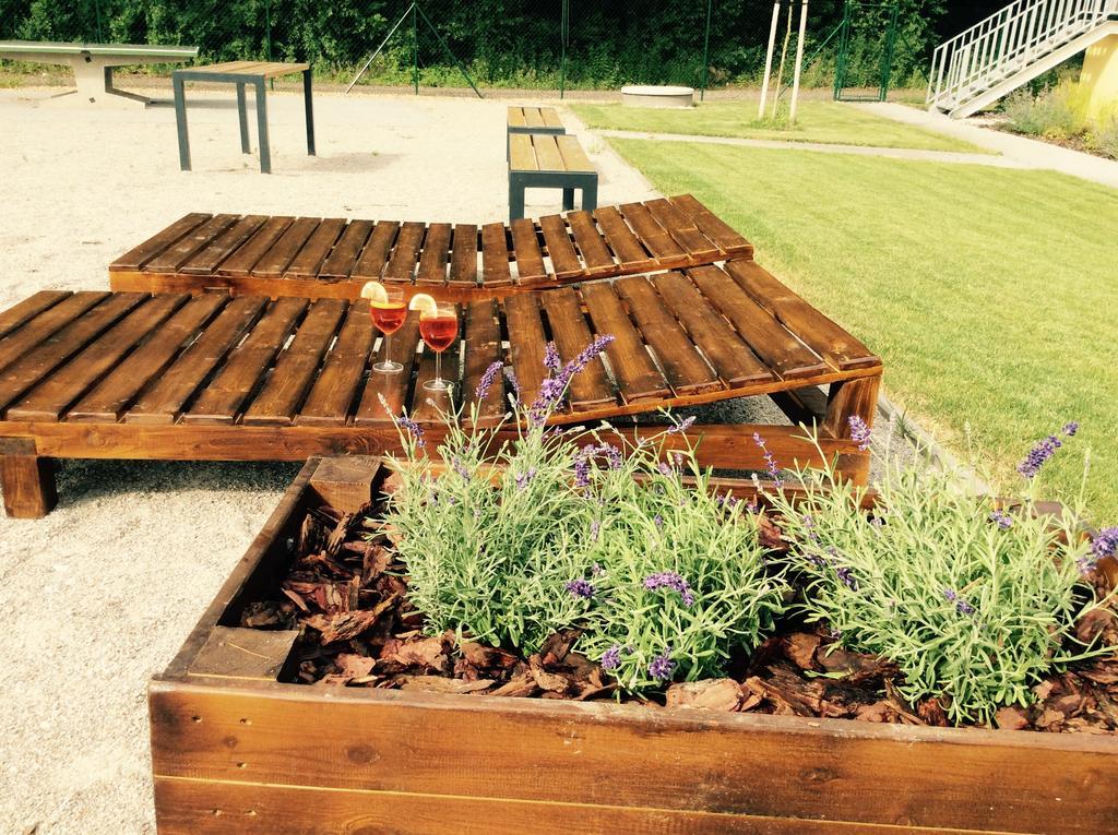 Apartmany Belveder Hlohovec Exterior foto